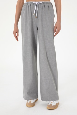 U.S. Polo Assn. Kadın Gri Bel Detaylı Loose Fit Kanvas Pantolon 50309118-VR024