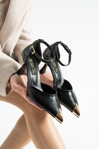Lebibe Shoes Celıa Siyah Kadın 7 Cm Topuklu Bilekten Bantlı Önü Kapalı Sivri Burunlu Gold Burun Detaylı Ayakkabı