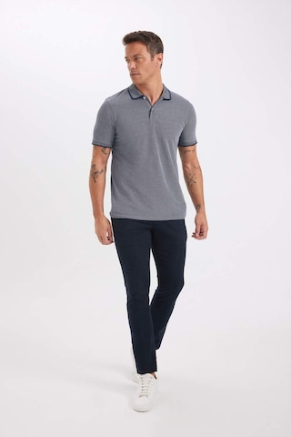 Defacto Slim Fit Dar Kesim Polo Yaka Kısa Kollu Pamuklu Tişört D0033AXNS Lacivert