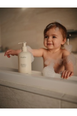 Mushie Baby Kokusuz Saç ve Vücut Şampuanı 400 ML