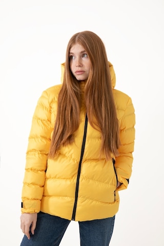 Kadın Sarı Kapüşonlu İçi Polarlı Su Geçirmez Rüzgara Dayanıklı Şişme Mont & Kaban & Parka Sarı