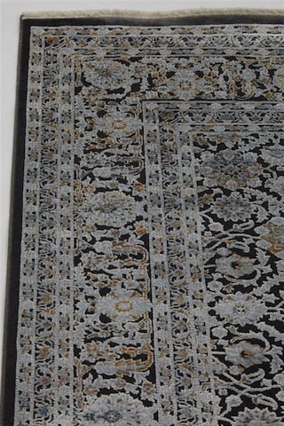 Çam Halı Buhara 3502 Siyah Romans Halı Eskitme Desenli Makine Halısı