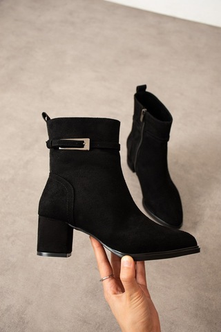 Dabab Shoes Lunara Kadın Siyah Süet Tokalı Topuklu Kısa Konç Bot Bootie