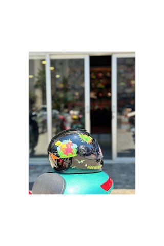 Çocuk Kaskı Ece 22.06 Sertifikalı / Fullface Kask / Ekstra Hafif Ve Konforlu Siyah