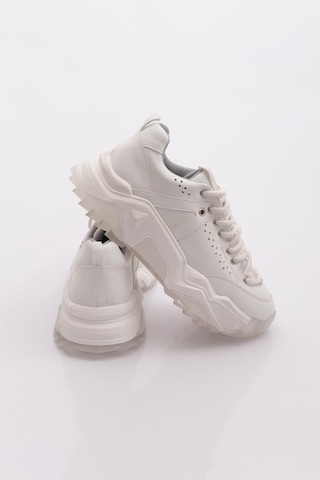 Dgn 65119-22y Kadin Bağcikli Kalin Taban Sneakers Ayakkabi Beyaz Cilt