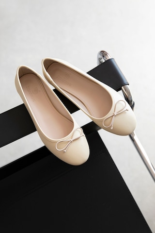 Wolk Shoes Lily Kadın Fiyonk Detay Deri Babet Sarı