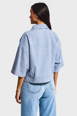 it's basic Kadın Mavi Renk Oversize Cep Detaylı Özel Tasarım Denim Ceket