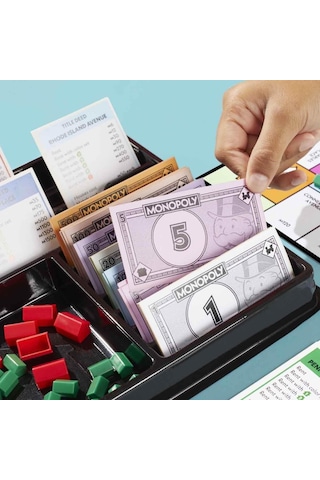Hasbro Gaming Monopoly Kutu Oyunu
