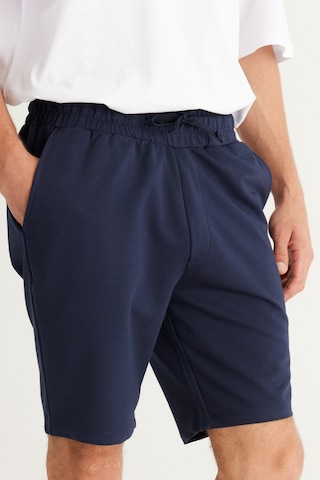 Ac&Co / Altınyıldız Classics Erkek Lacı Standart Fit Normal Kesim Pamuklu Cepli Örme Şort Lacivert