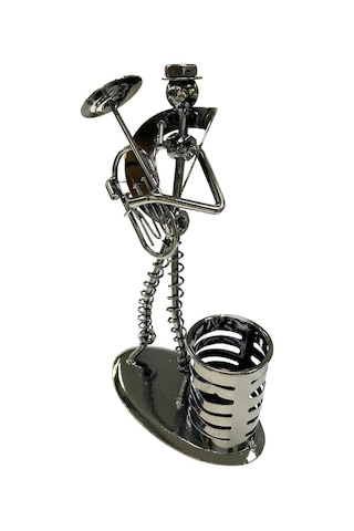 Tuba Çalan Adam Figürlü Masaüstü Metal Kalemlik 605716