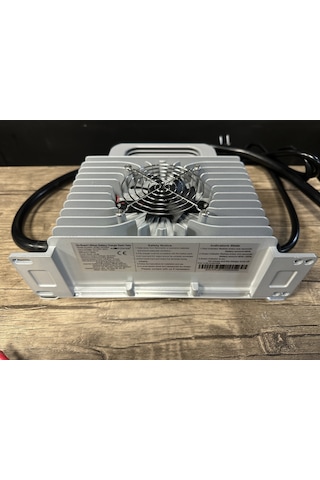 24v 50a Lityum Şarj Cihazı On-board Charger Lifepo4 Uyumlu 29.2v 50adc