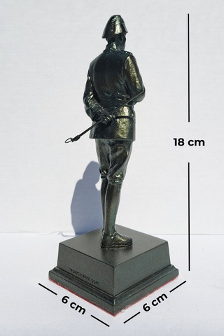 Kurmay Albay Atatürk Heykeli Biblo - Küçük Boy