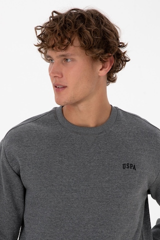 U.S. Polo Assn. Erkek Comfort Fit Bisiklet Yaka Şardonlu Antrasit Melanj Basic Sweatshirt 50313757-VR081