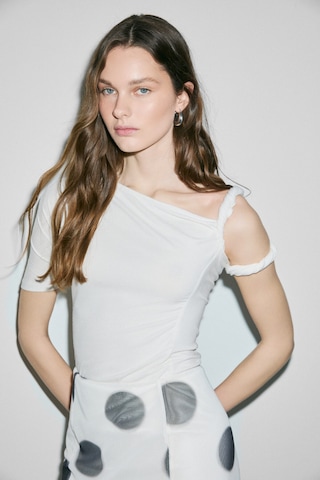 Grımelange Wılleya Kadın Yumuşak Ve Esnek Kumaşlı Omuzu Düğümlü Slim Fit Ekru Bluz Ekru