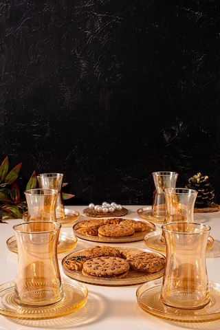 Mest Dmt 18 Parça 6 Kişilik Lüsterli Pasta Tabaklı Çay Bardağı Seti 132 Cc - Parlak Ve Zarif Füme