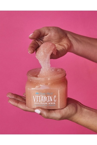 Tree Hut Shea Sugar Scrub Vitamin C Vücut Peelingi 510 G