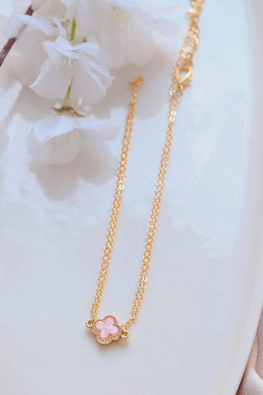 Gold Pembe Doğal Taşlı Yonca Şahmeran Gold