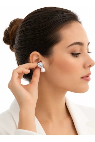Küpeli Kablosuz Bluetooth Kulaklık Uzun Süreli Şarj Özellikli