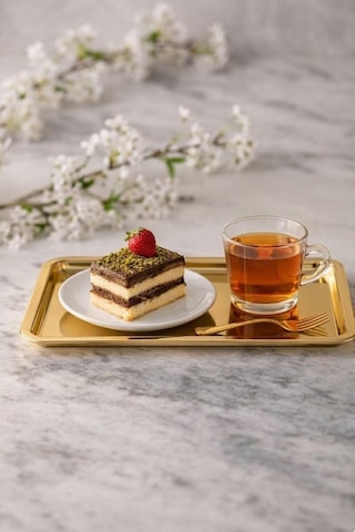 Lexroo Paslanmaz Çelik Sunum Tepsisi, Dikdörtgen, Gold, 33x18 Cm, Düz, Çay Kahve Tatlı Sunumu