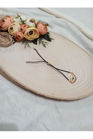 Göz Uçlu Bileklik Beyaz