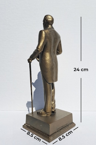 Şapkalı Atatürk Heykeli Biblo - Büyük Boy