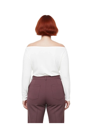 Ersefa Moda Büyük Beden Carmen Yaka Örme Fit Düz Desen Casual Günlük Reg Ekru