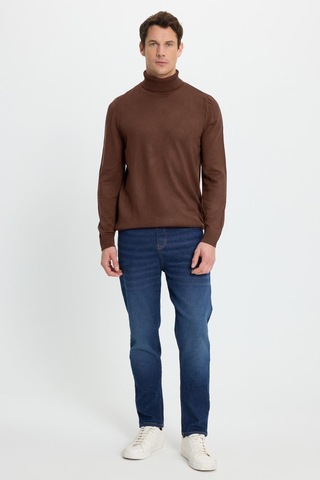 Tudors Erkek Slim Fit Dar Kesim Yumuşak Dokulu Tüylenmeyen Kahverengi Tam Balıkçı Yaka Triko Kazak-33110 Kahverengi