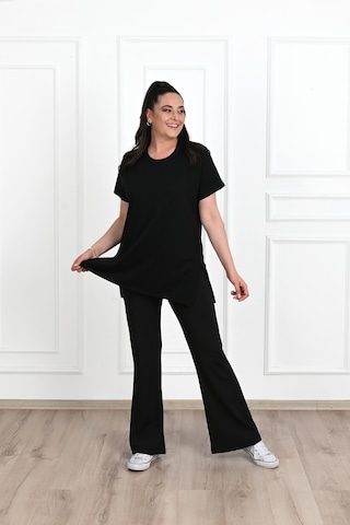 Kadın Bisiklet Yaka Yırtmaç Detaylı Büyük Beden Tshirt 9633-22 001
