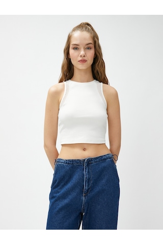 Koton Crop Atlet Halter Yaka File Detaylı Pamuklu Ekru 3sal30192ık 3SAL30192IK010