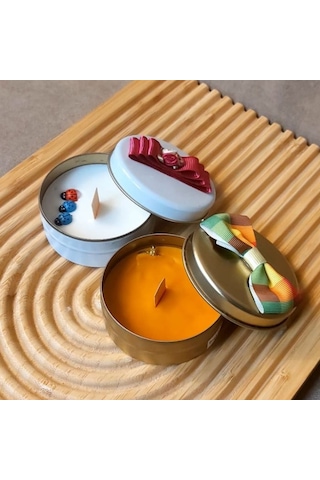 Uretti - Ayşe 7362 6831 El Yapımı 2'li Egzotik Orman Ve Okaliptus Metal Kutuda Mum - 3 X 7 Cm Beyaz - Turuncu