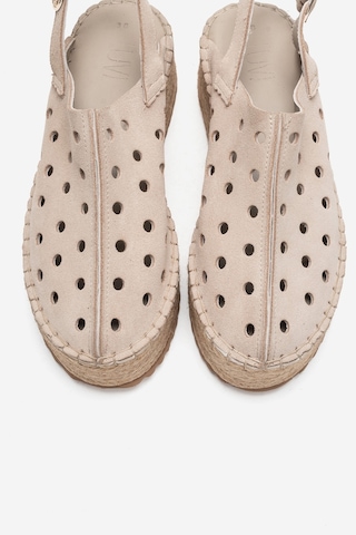 Luvishoes Fraga Bej Süet Hakiki Deri Kadın Hasır Dolgu Taban Sandalet Bej