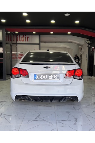 Chevrolet cruze arka tampon eki---fibersan tuning