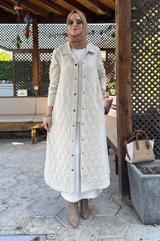 Rabia Şamlı Elmas Kapitone Kap Taş Çok Renkli