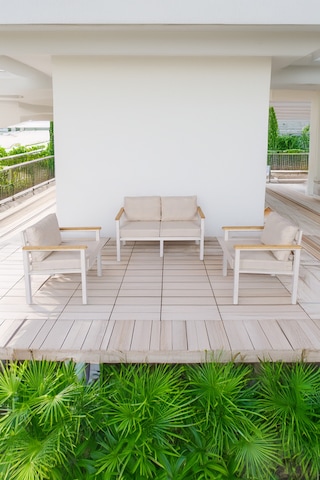 Neokas Balkon Mobilyası, 1 + 1 + 2 Bahçe Takımı, Kafe Koltuğu, Bekleme Alanı Koltuğu, Beyaz