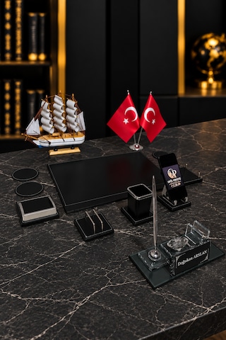 13 Parça Kristal Masa İsimlik Seti Kişiye Özel Gemi Figürlü Ofis Sümen Takımı Siyah