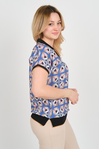 Ella Camelia Kadın Desenli Polo Yaka Beli Ve Kolları Lastikli Bluz 24e107 Mavi Mavi