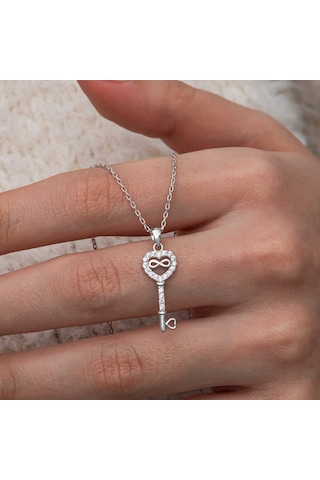 Artsmagazinmücevher Gümüş Kalpli Sonsuzluk Anahtar Kadın Kolye