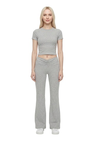 Cottonhıll Gri Melanj Viskon Bedene Oturan Bisiklet Yaka Kısa Kollu Kadın Crop Tişört