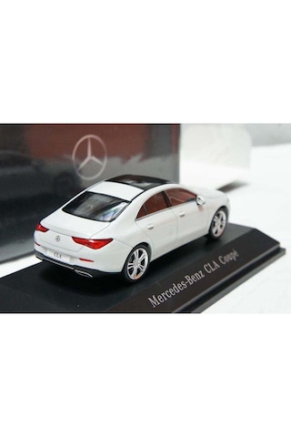 1:43 Spark 2019 Mercedes Benz Cla C118 Beyaz