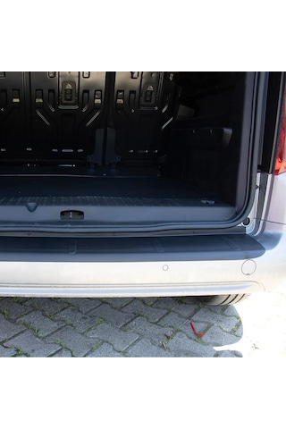 Opel Combo E Arka Tampon Eşiği Koruma Mat Siyah 2018 Ve Sonrası U