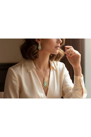 Turkuaz Taşlı Geometrik Desenli Çelik Kolye Ve Küpe Takımı Çok Renkli