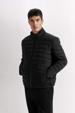 DeFacto Slim Fit Dar Kesim Dik Yaka Fermuarlı Mont D7497AX25SPBK27