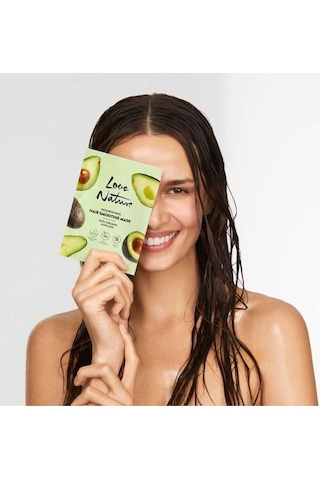 Love Nature Organik Avokado Içeren Onarıcı Saç Maskesi