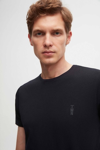 D's Damat Slim Fit Lacivert Düz D's Damat Logo Baskılı Strech Pamuklu T-shirt 2ec148551753m Lacivert