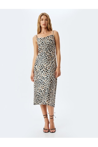 Koton Degaje Yaka Saten Leopar İp Askılı Midi Slip Elbise Bej Desenli 5sak80002fw Ekru Desenli Ekru
