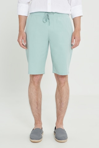 AC&Co / Altınyıldız Classics Erkek Açık Mint Yeşili Comfort Fit Rahat Kesim Yan Cepli Keten  Şort Mint