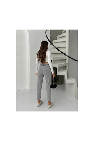 Bluemarlin Gri Çift Düğme Kemer Büzgülü Kot Mom Jeans Gri