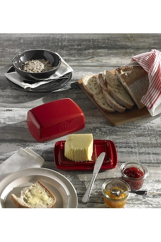 Emile Henry Tereyağlık Dikdörtgen 400 Ml Kırmızıburgundy Çok Renkli