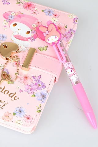X Dekomus Lisanslı My Melody Dreamy Secret Garden A6 Kilitli Hatıra Defteri & 3d Uçlu Kalem Seti Altın
