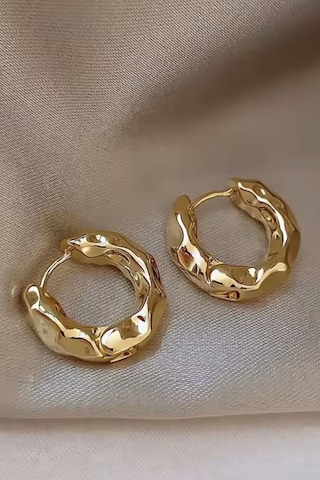 Kadın Küpe Dokulu Tasarım Minimal Modern Kararmaz Halka Küpe Altın